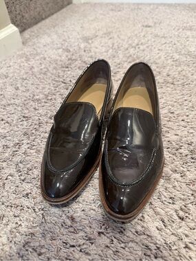 Everlane Glossy Brown Patent Leather Loafers size 9